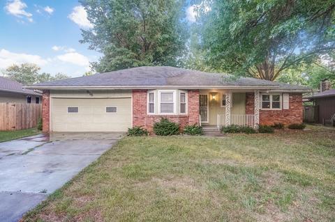 816 E Rosebrier St, Springfield, MO 65807 photo 1