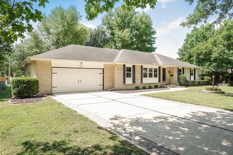726 W Kingsley St, Springfield, MO 65807 photo 1