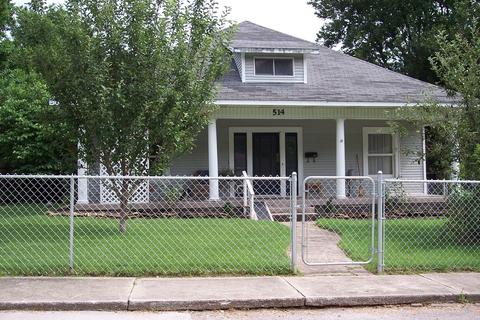 514 Maple St, Neosho, MO 64850 photo 1