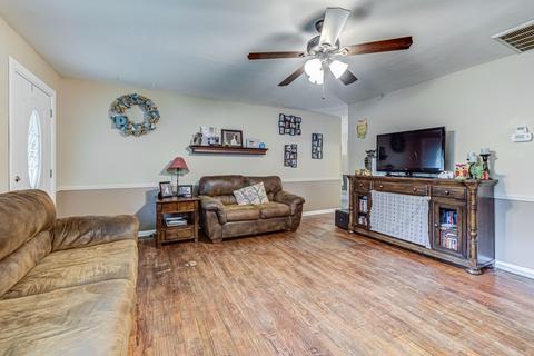 405 S Main, Willard, MO 65781 photo 6