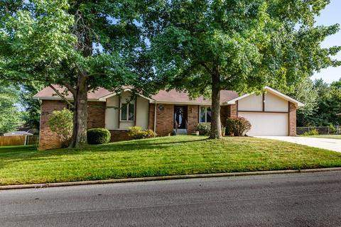 1946 E Lark St, Springfield, MO 65804 photo 1