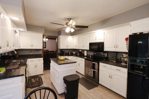 3311 S Dogwood Ln, Springfield, MO 65809 photo 12
