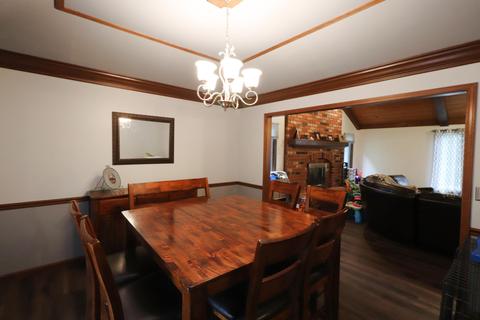 3311 S Dogwood Ln, Springfield, MO 65809 photo 9