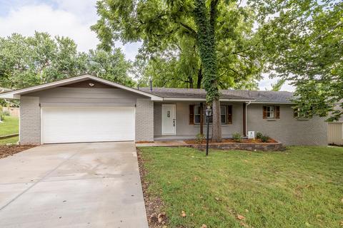 3541 E Whitehall Dr, Springfield, MO 65809 photo 1