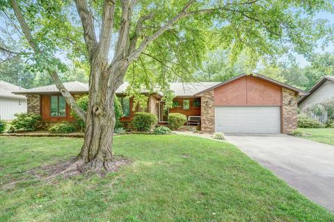 1112 E Highpoint St, Springfield, MO 65810 photo 1