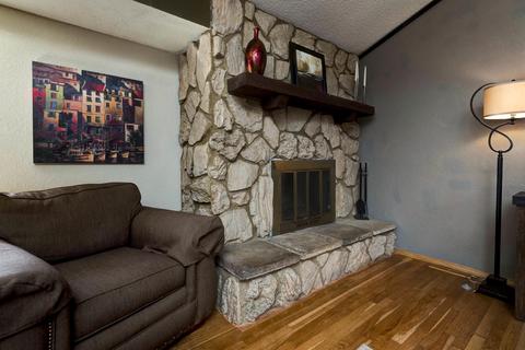 4058 S Meadowlark Dr, Springfield, MO 65807 photo 6