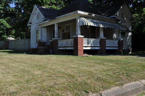 2256 N Howard Ave, Springfield, MO 65803 photo 1