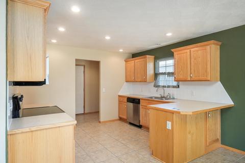 657 S Canton Ave, Springfield, MO 65802 photo 11