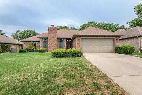 2159 E Inman St, Springfield, MO 65804 photo 1