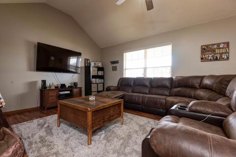 415 W Westgate Dr, Clever, MO 65631 photo 3