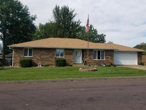 807 E 16th St, Mountain Grove, MO 65711 photo 1
