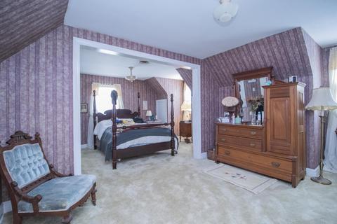 1215 E University St, Springfield, MO 65804 photo 27