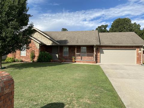 411 N Seminole, Clever, MO 65631 photo 1