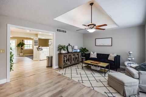 1107 S 3rd Ave, Ozark, MO 65721 photo 3