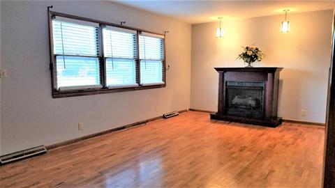 925 S Rosewood Dr, Monett, MO 65708 photo 3