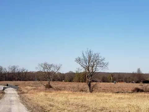 000 N Highway 13, Bolivar, MO 65613