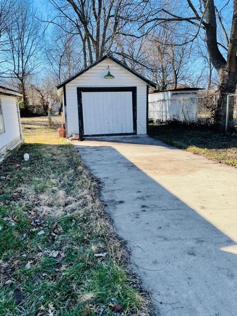 1907 N Colgate Ave, Springfield, MO 65802 photo 12
