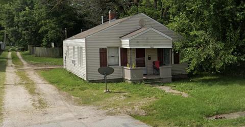 2020 W Division St, Springfield, MO 65802 photo 1