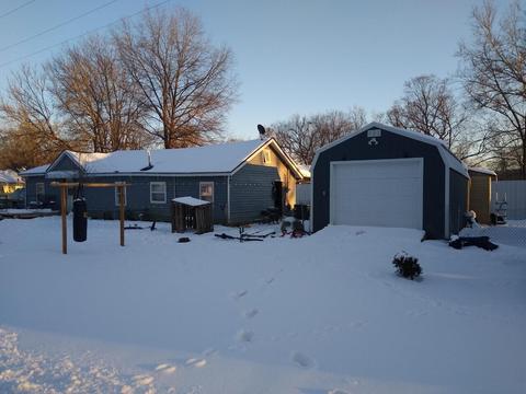 1006 Hamilton Ave, Seneca, MO 64865 photo 1