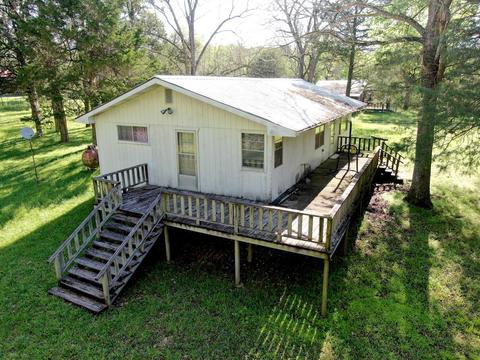 1689 V Hwy, Thayer, MO 65791 photo 1