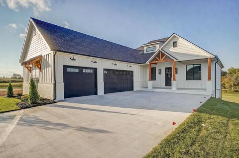 3705 E Woodhue St, Springfield, MO 65802 photo 1