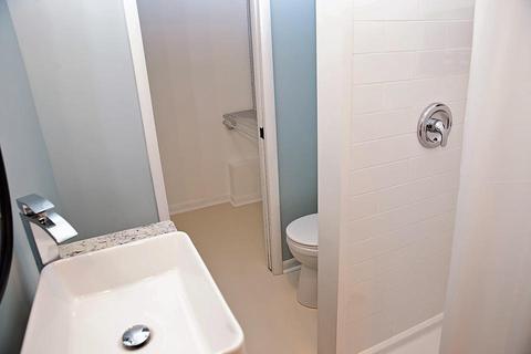 2379 E Manchester St, Springfield, MO 65804 photo 24