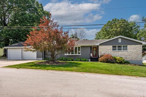 432 E Bedford St, Marshfield, MO 65706 photo 1