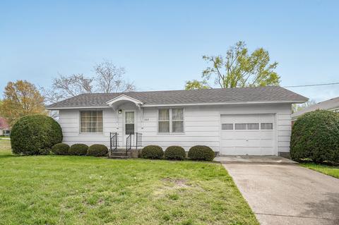 202 S Davis St, Miller, MO 65707 photo 1