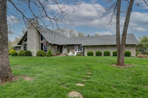 8411 Oakmont Dr, Nixa, MO 65714 photo 1