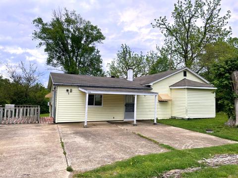 610 Bunch Ave, Ava, MO 65608 photo 1