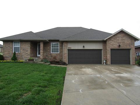 1755 S Thomas Dr, Ozark, MO 65721 photo 1