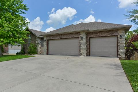 706 E Windmill Dr, Ozark, MO 65721 photo 1