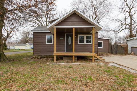 1837 W Scott St, Springfield, MO 65802 photo 1