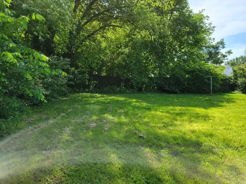 2012 N Hoffman Ave, Springfield, MO 65803 photo 1