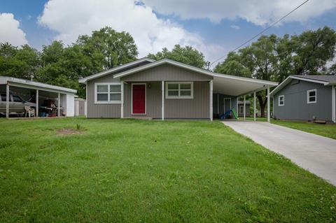 2215 W Calhoun St, Springfield, MO 65802 photo 1