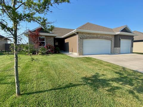 1921 E Costa Mesa Ct, Ozark, MO 65721 photo 1