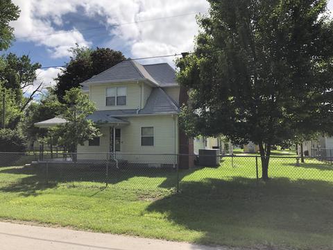 301 N Carson Ave, Fairview, MO 64842 photo 1