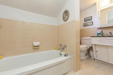 2216 S Glendale Ave, Springfield, MO 65804 photo 24