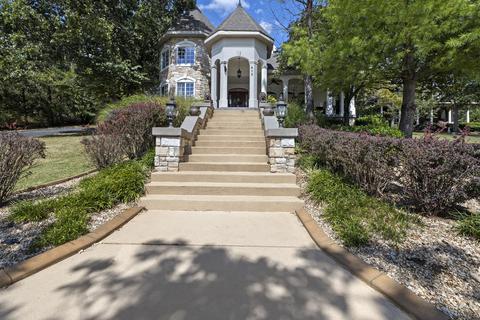 415 Green Briar Dr, Branson, MO 65616 photo 1