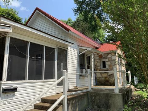 207 S 3rd St, Thayer, MO 65791 photo 1
