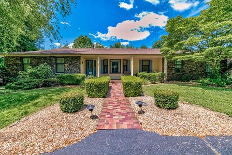 755 S Pearson Dr, Springfield, MO 65809 photo 1