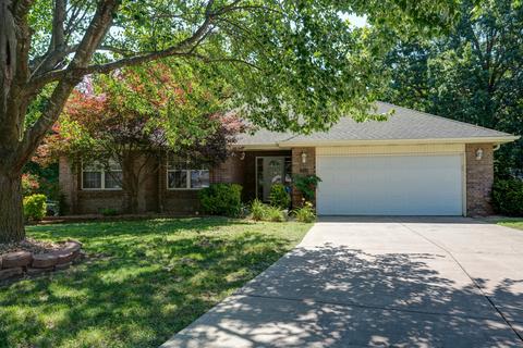 2644 N Lyon Ave, Springfield, MO 65803 photo 1