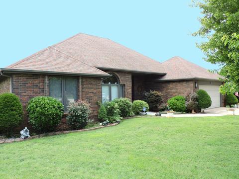 3330 W Birchwood St, Springfield, MO 65807 photo 1