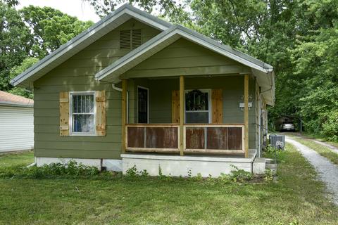 2500 N Weller Ave, Springfield, MO 65803 photo 1
