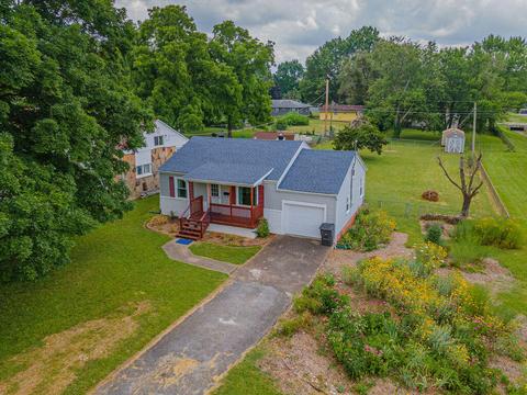 2036 E Walnut St, Springfield, MO 65802 photo 1