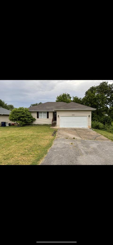 1105 S Homewood Ave, Springfield, MO 65802 photo 1