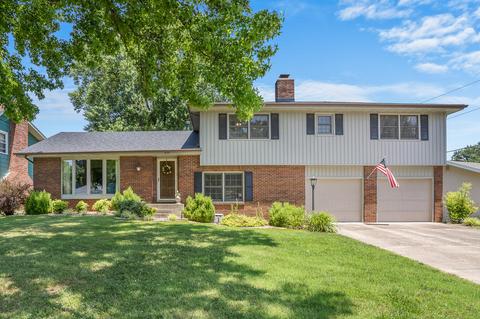 835 E Meadowlark St, Springfield, MO 65810 photo 1