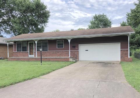 2118 E Monroe Ter, Springfield, MO 65802 photo 1