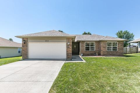 2314 E Lunar St, Republic, MO 65738 photo 1