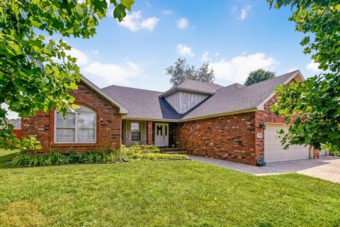 358 E Sequoia St, Republic, MO 65738 photo 1